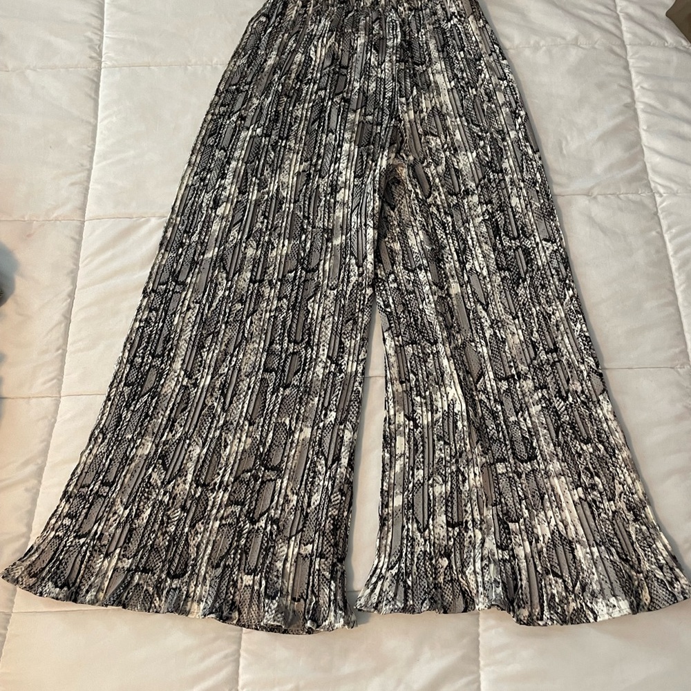 Pants Size M. Snakeskin Pattern. Elastic Waistband. Bell bottom-ish!